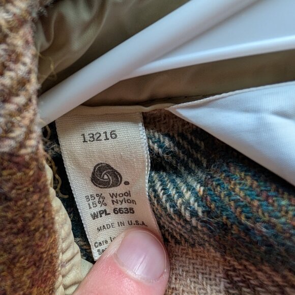 Vintage 80's 90's WOOLRICH Wool Green/ Tan Button Up Flannel Size Large - Picture 4 of 5